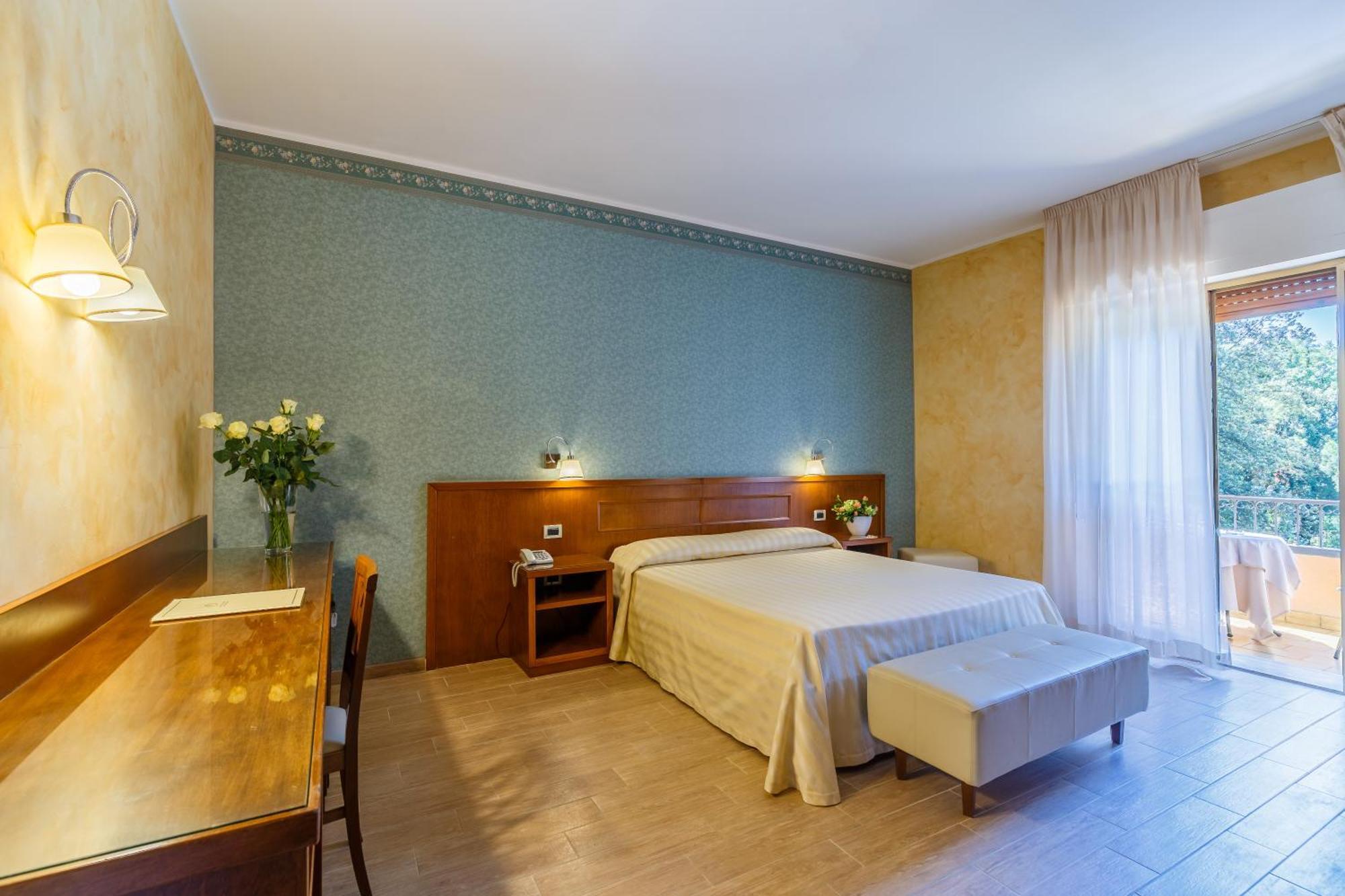 Hotel Villa Delle Rose Pescia Exterior photo